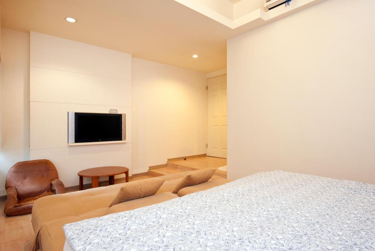 Zhongshan 19 Taipei Exterior photo